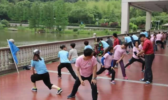 չѵ